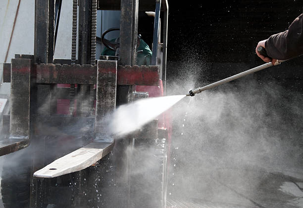 Why Choose Our Certified Pressure Washing Experts for Your Project Needs in View Park Windsor Hills, CA?